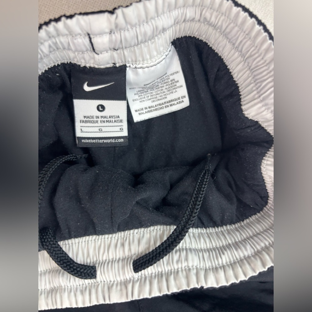 Nike L Boys Warm Up Joggers Black Athletic Lined Pants with Comfort Fit - Picture 11 of 12